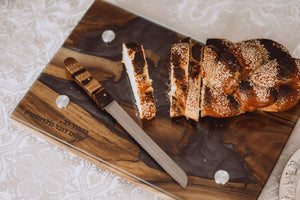 Black Epoxy & Wood Challah Board knife Thumbnail